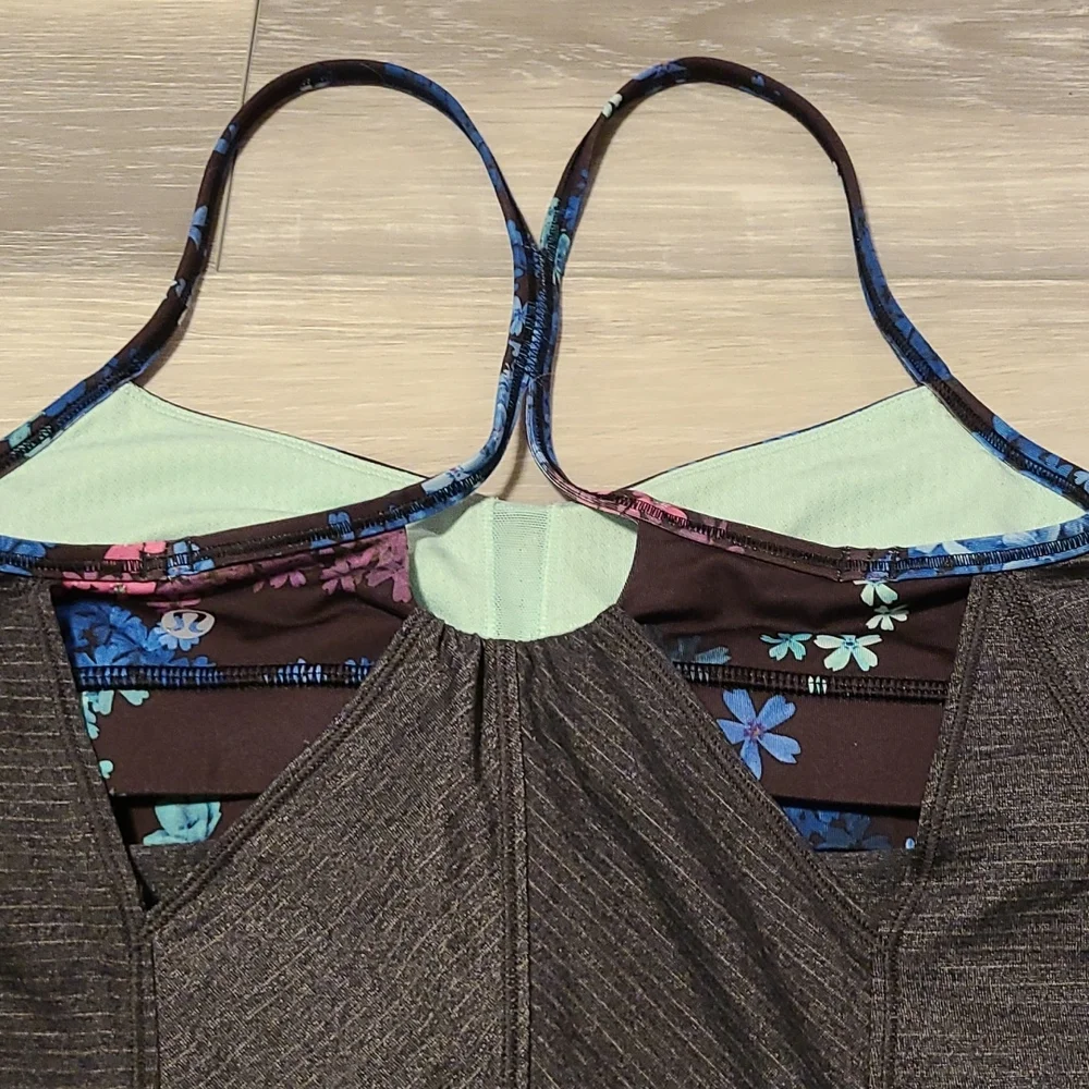 💀Lululemon Roll Out Tank in Heathered Black / Petal Pop Multi / Black - Picture 11 of 14